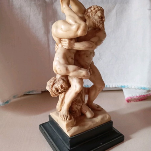 Heracles and Diomedes statue Ruggeri vintage like new