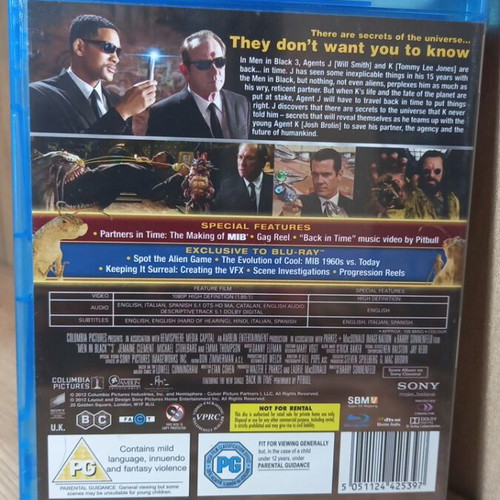 Men in Black 3 Blu-Ray with English subtitles