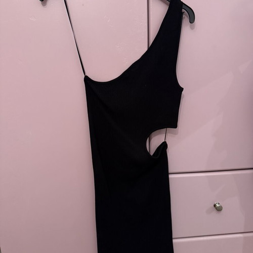 Stradivarius dress one shoulder black new