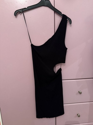 Stradivarius dress one shoulder black new