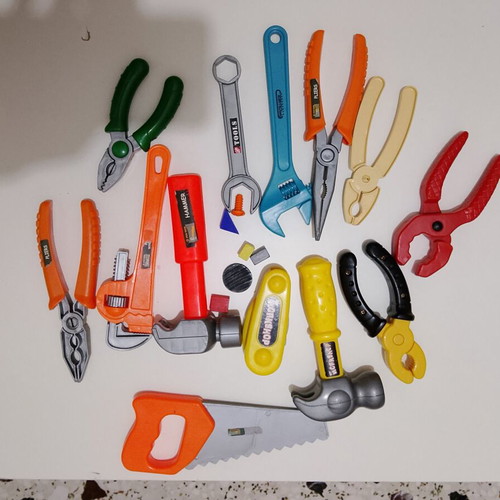 Children's toy tool set