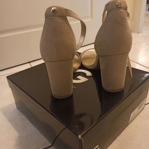 Guess sandals new, size 39.5-40, beige with square heel