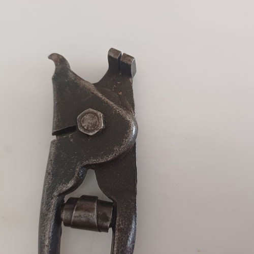 Lindström Sweden tool used, precision cutter