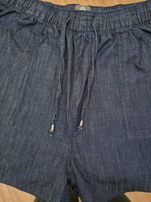 Admiral women's short denim-look shorts size XL like new, dark blue