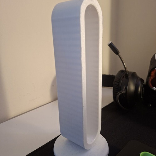 Headphone holder 3D printed with eco-friendly PLA filament like new