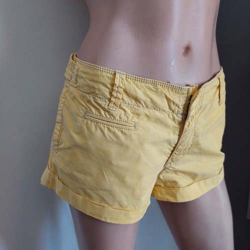Ralph Lauren vintage Y2K polo shorts yellow size small like new