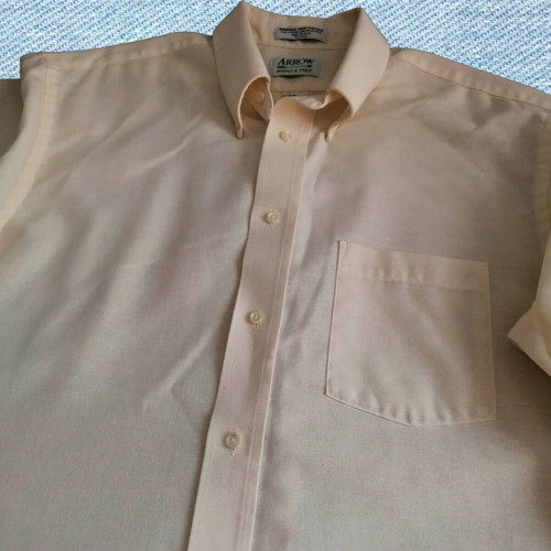 Arrow Usa 1851 men's dress shirt like new, size large, beige and white