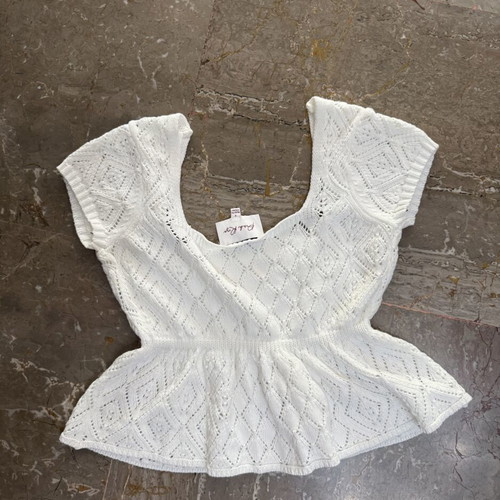 White knitted top with square neckline and peplum by Pink Rose like new