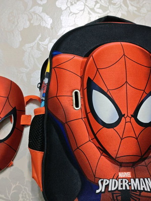 Spiderman school backpack used with wheels and detachable mask