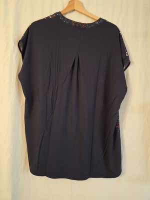 S.Oliver short-sleeve printed blouse like new, size XXXL