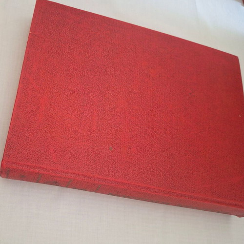 Almanac tis Gynaikas Nostimi Kouzina cookbooks, 2 volumes