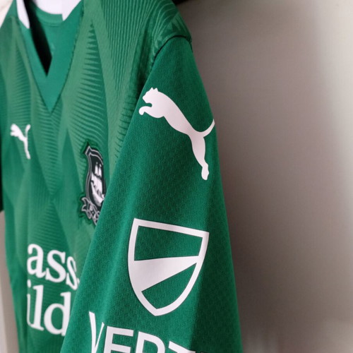 Plymouth Argyle 2023/2024 home shirt, size small