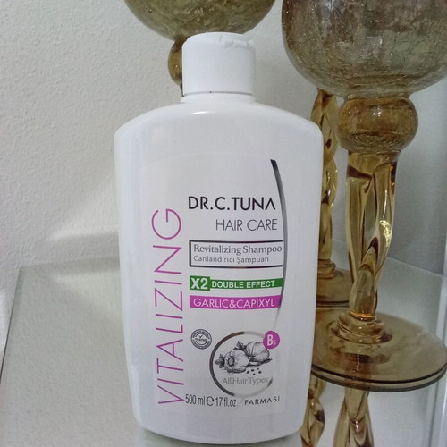 Dr. C. Tuna Vitalizing Garlic & Capixyl Shampoo 500ml new