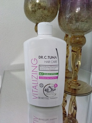 Dr. C. Tuna Vitalizing Garlic & Capixyl Shampoo 500ml new