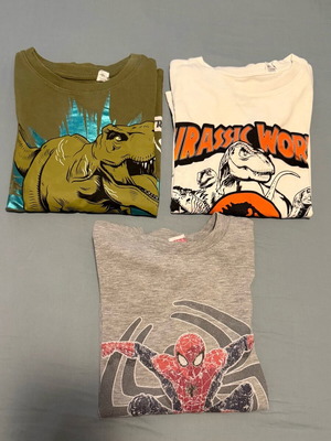 H&M t-shirts for 5 years old like new, colorful, set of 3