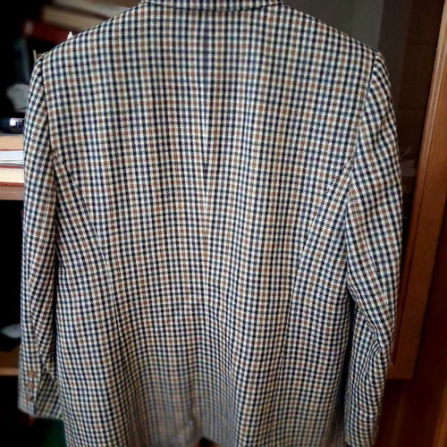 Vintage Tweed Blazer like new, wool and cashmere blend, tailored fit