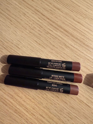 Nudestix 90’s nudes mini matte lipsticks like new, lightly used