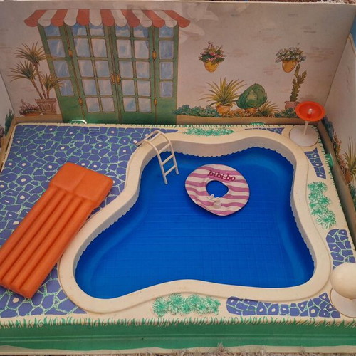 Bibibi-bo pool used with damages and some breakage