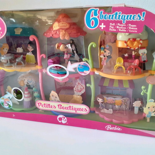 Barbie Petites Club Petites Boutiques 2008 new