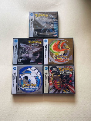 Κασέτες Pokemon 5 Ds σαν καινούργιες με κουτιά και βιβλιαράκια