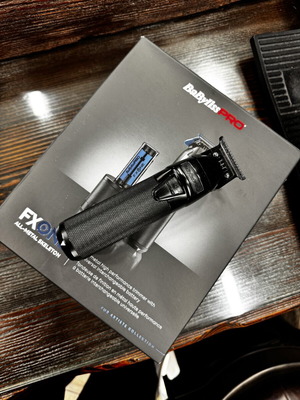 Skeleton FX ONE trimmer new with DLC 2.0 blade