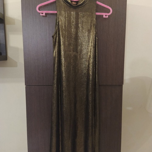 Gold dress new, size S, M, loose fabric
