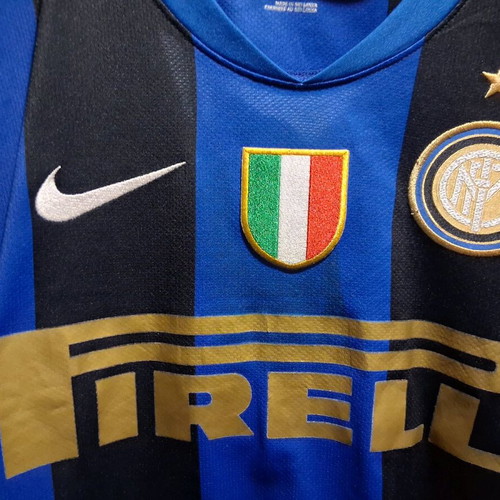 Inter jersey like new, authentic, size Large