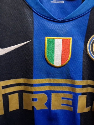 Inter jersey like new, authentic, size Large