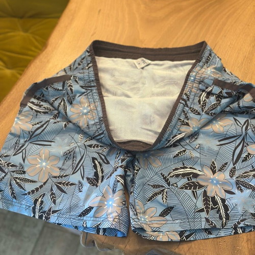 Men's swim shorts, large
