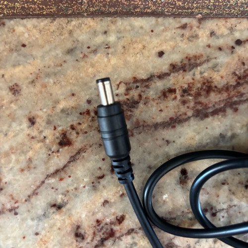 Akai speaker used with charging cable