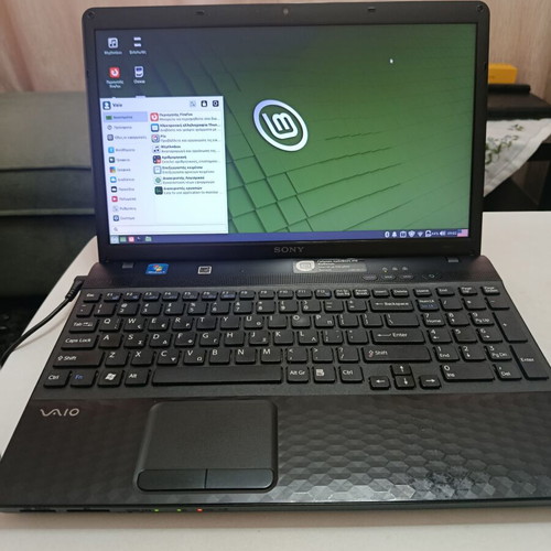 Sony Vaio VPC EL3S1E laptop with AMD E450, 8GB RAM, 120GB SSD, Linux