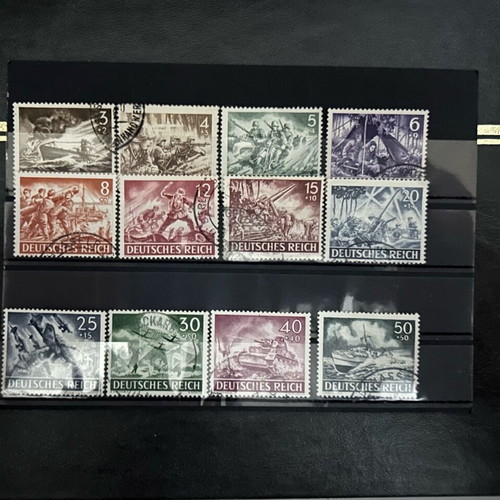 Lot of 12 Third Reich stamps like new