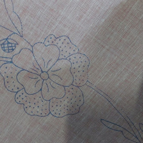 Linen fabric for table runner 100x40cm and 2 napkins with stamped design, new