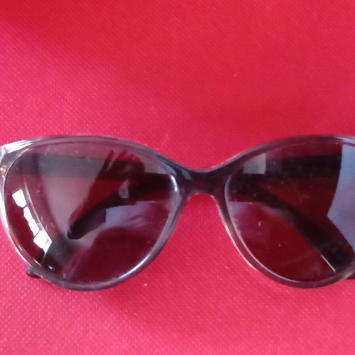 Pull & Bear sunglasses used, black and brown