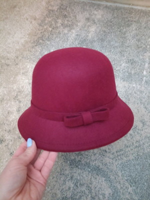 Vintage cloche hat burgundy size 57 like new