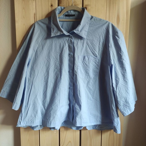Sisley blue cotton shirt L, wide fit with pleated back