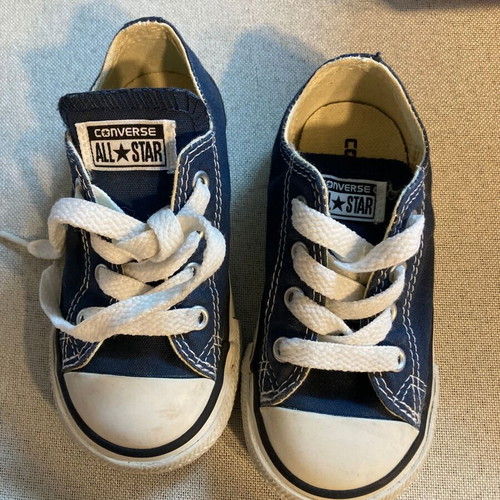 Converse All Star kids' athletic shoes size 23 like new blue