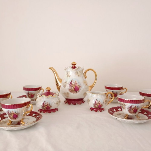 Yamasen Japanese Porcelain Tea Set with Gold Leaf, New