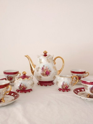 Yamasen Japanese Porcelain Tea Set with Gold Leaf, New