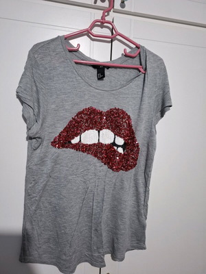 Μπλουζάκι H&M σαν καινούργιο, γκρι, μέγεθος M