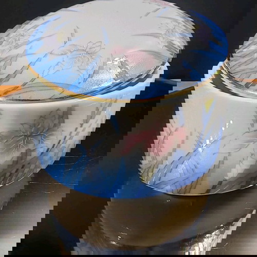 Японска порцеланова кутия за бижута Kozan Gama нова с ирисов мотив