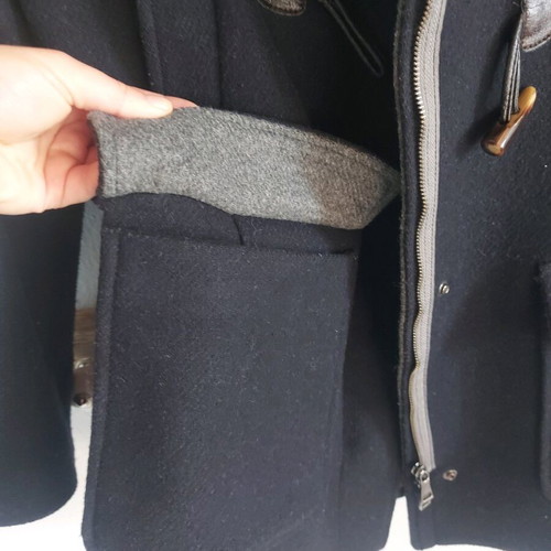 Benetton women's montgomery blue wool like new, size S