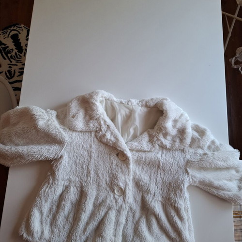 White fluffy coat with 3/4 sleeve, used, size L