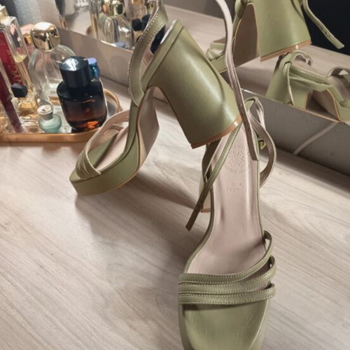 Tsakiris Mallas sage green leather sandals like new, size 36, 10cm heel