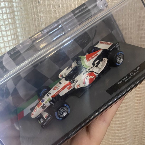 Honda RA 106-2006 collectible car new in box