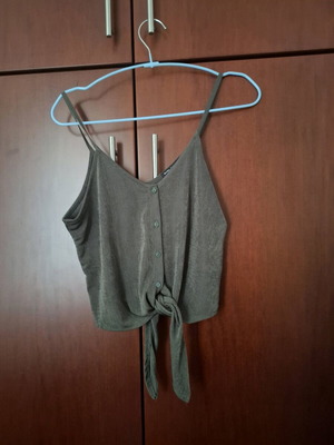 Crop τοπάκι Bershka σαν καινούργιο, μέγεθος S
