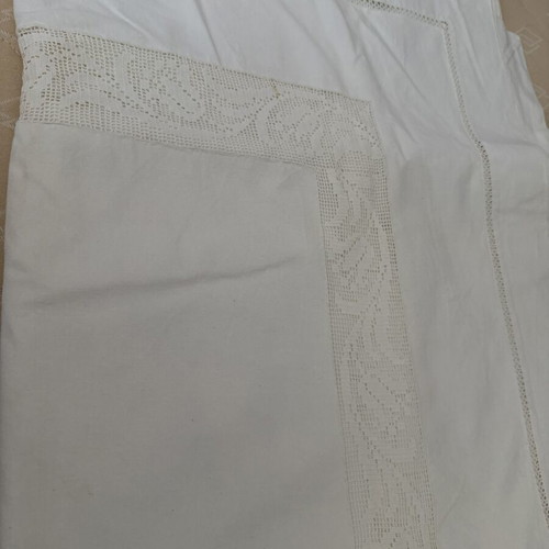 Vintage handmade double bed sheet with crochet