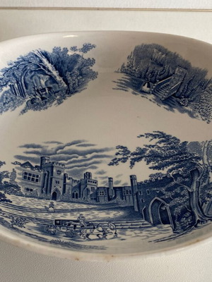 Johnson Bros Haddon Hall Vintage Serving Bowl used, 24 cm