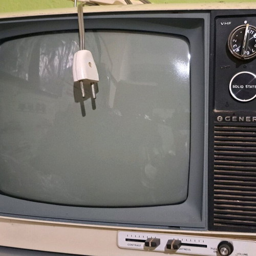 General Electric television used, vintage, 1970-1980