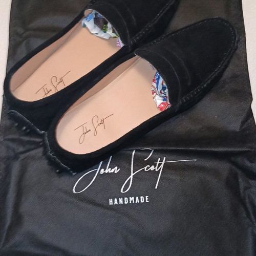 John Scott handmade women's leather moccasins like new, size 41, black